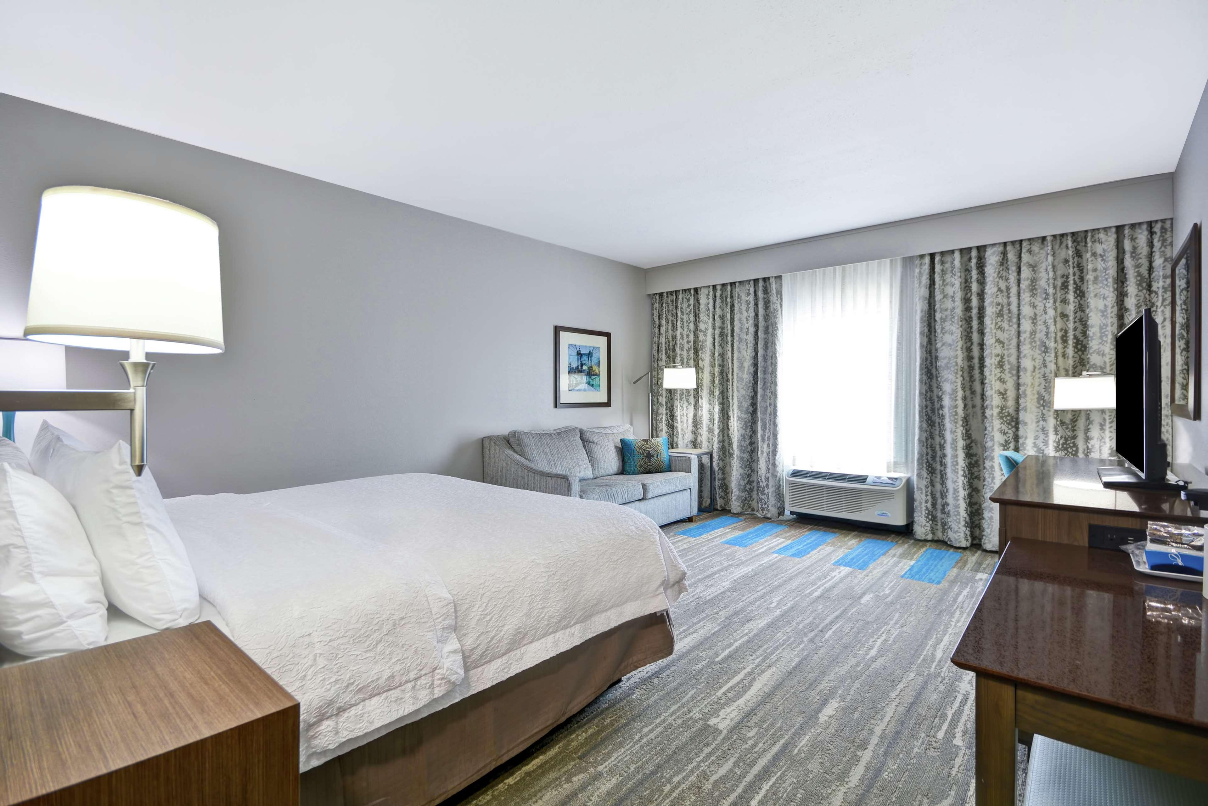 Hampton Inn Blue Ash/Cincinnati, Oh מראה חיצוני תמונה