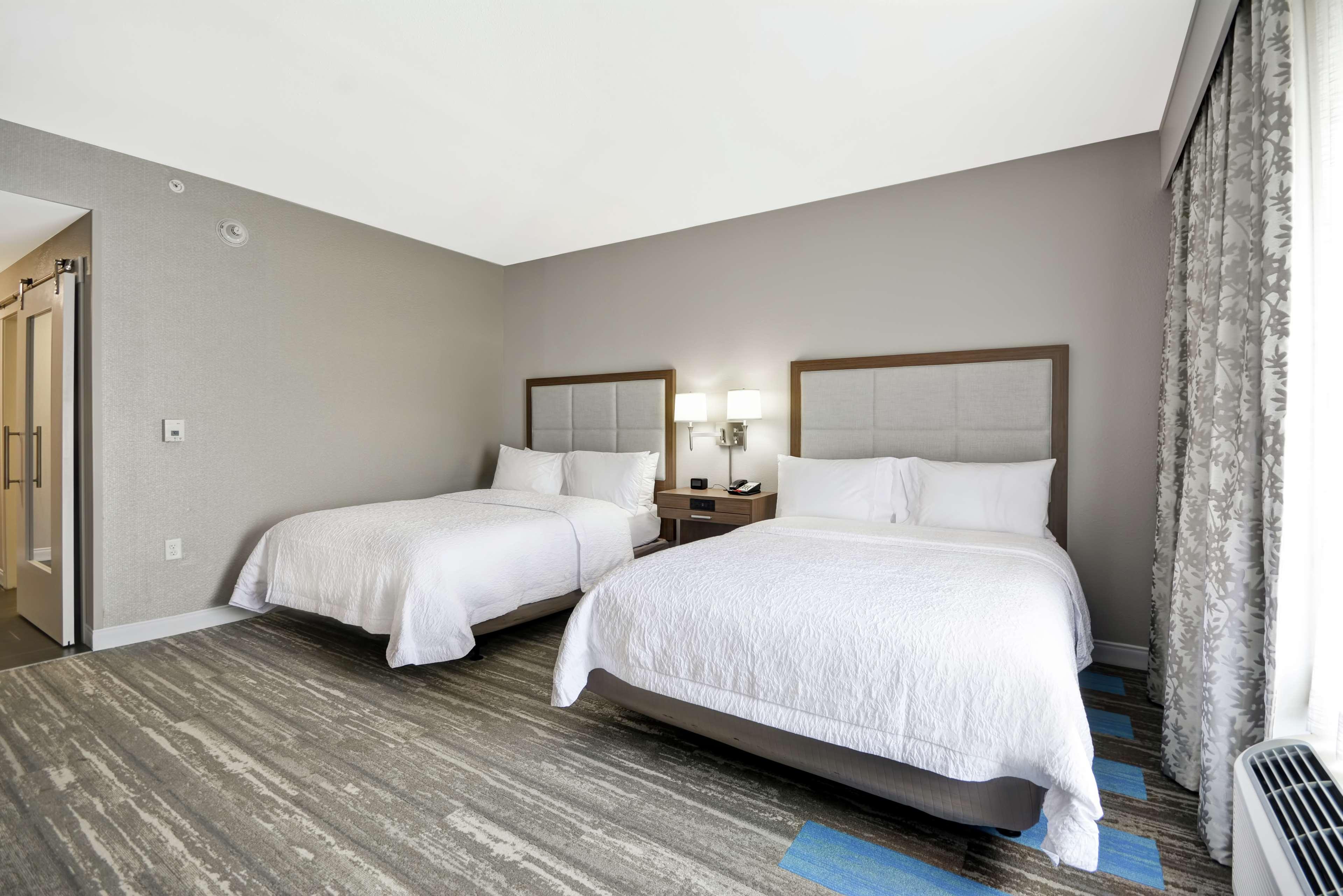 Hampton Inn Blue Ash/Cincinnati, Oh מראה חיצוני תמונה