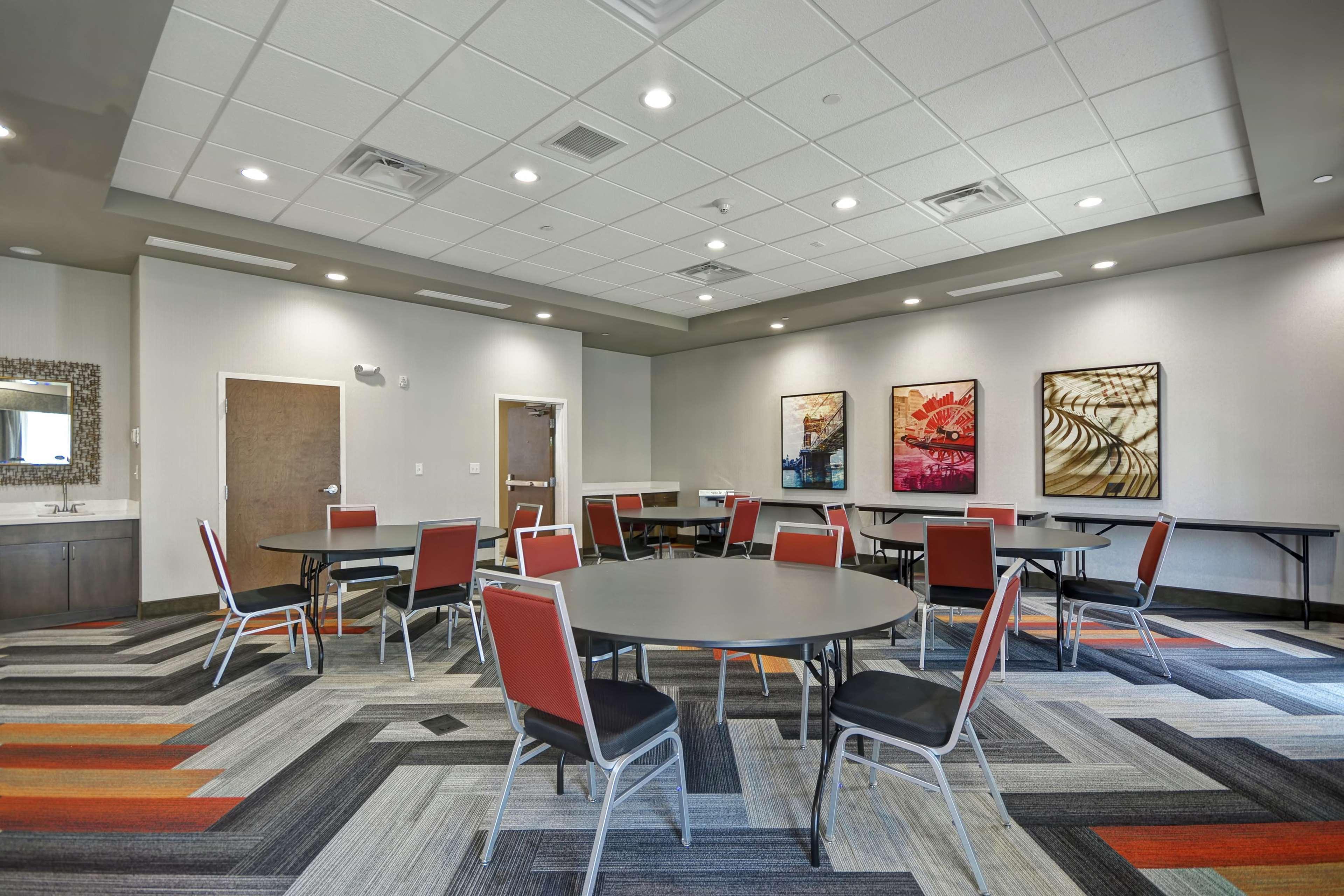 Hampton Inn Blue Ash/Cincinnati, Oh מראה חיצוני תמונה