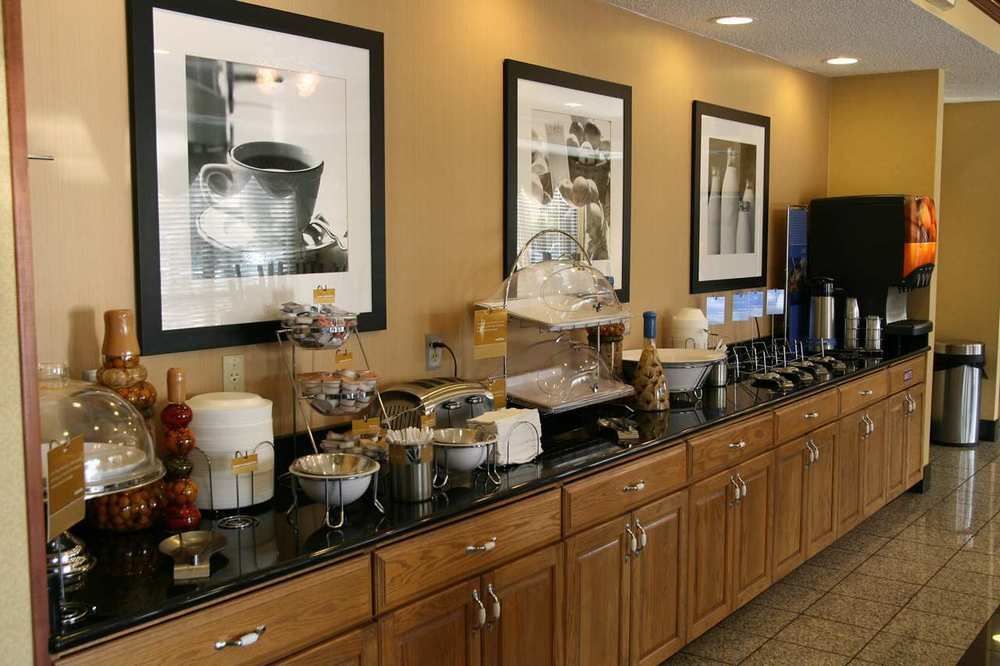 Hampton Inn Blue Ash/Cincinnati, Oh מראה חיצוני תמונה